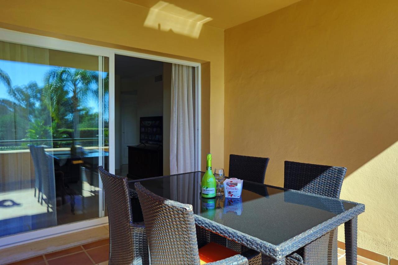 R6 Los Patios 2 Bedroom Marbella Exterior photo