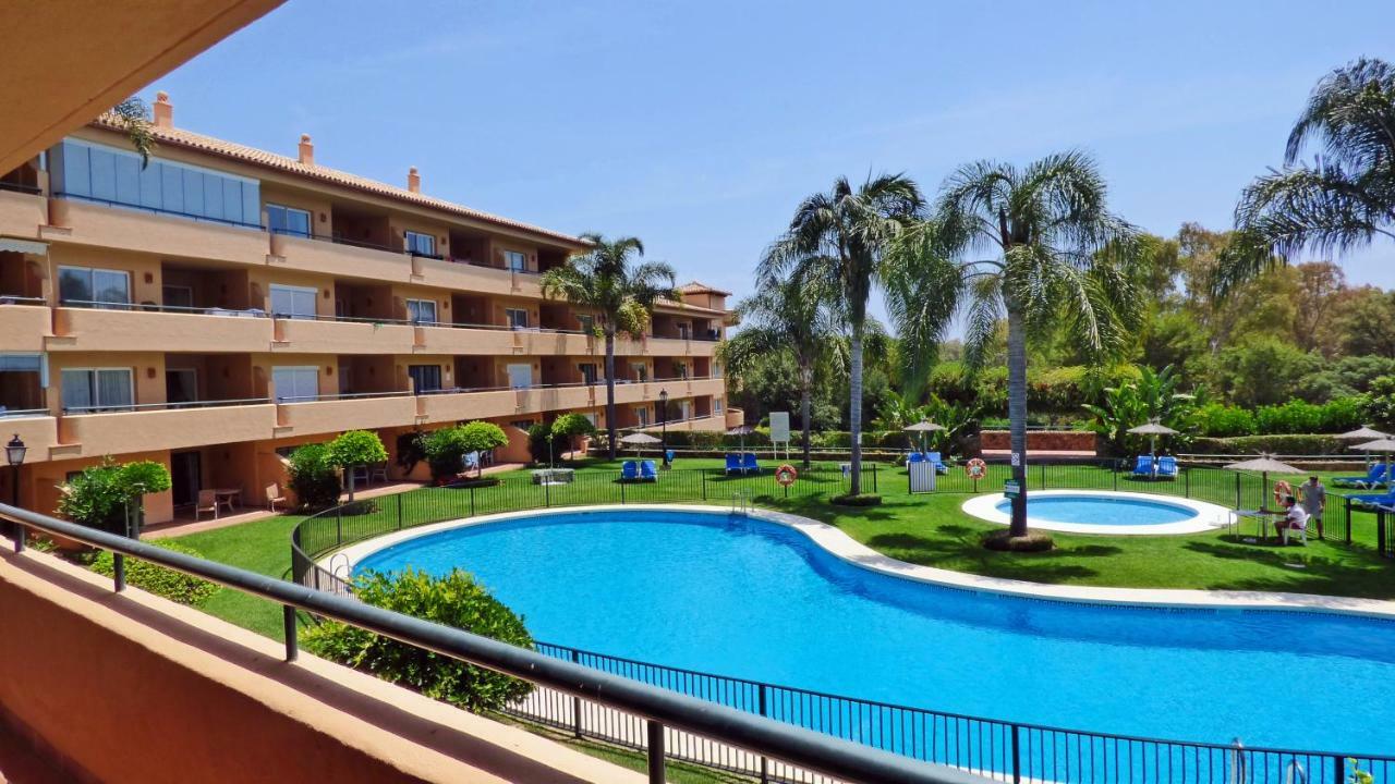 R6 Los Patios 2 Bedroom Marbella Exterior photo