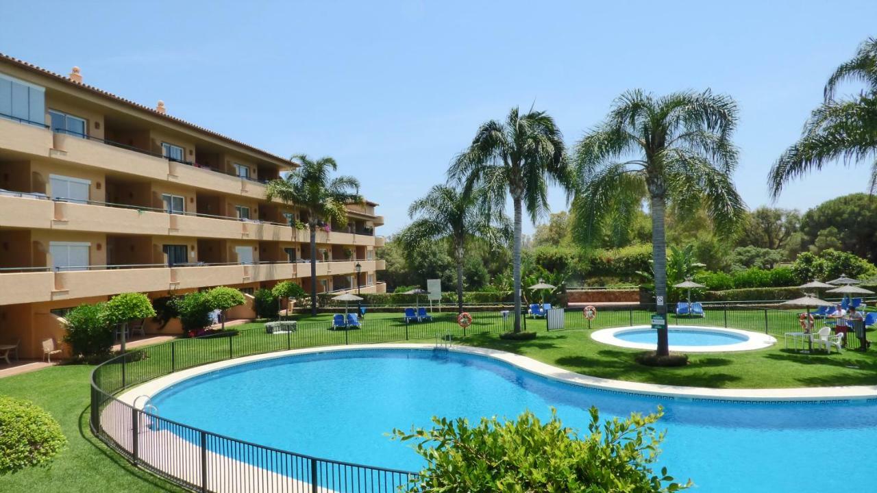 R6 Los Patios 2 Bedroom Marbella Exterior photo